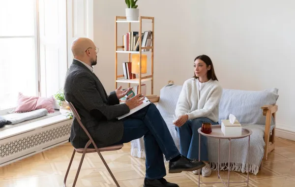 كيف أتعامل مع القلق؟... إليك الطرق الناجحة